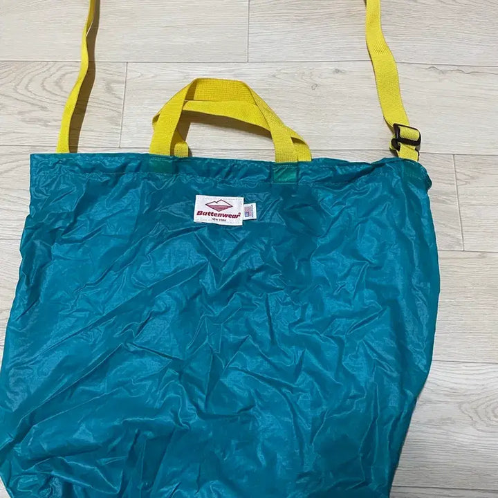 [BUNJANG] Battenwear New York Tote Bag Green/Yellow / Battenwear 뉴욕 토트백 그린/옐로우