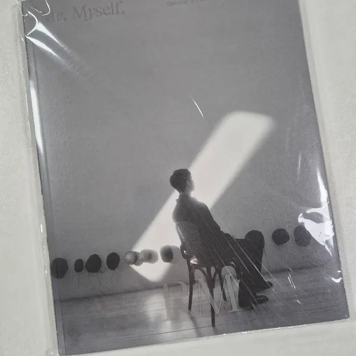 [BUNJANG] BTS RM Special Photofolio Sealed / 방탄소년단 RM 스페셜 포토폴리오 미개봉