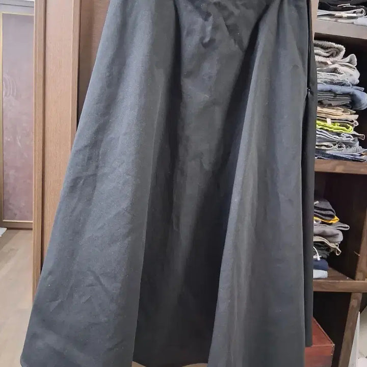 [BUNJANG] Black A-Line Midi Skirt / 블랙 A라인 미디 스커트(프리사리즈)