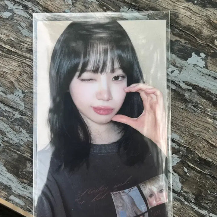 [SOLD OUT] 르세라핌 김채원 셀레브레이션 공방 포카+아기포카 세트+초대장+타투스티커