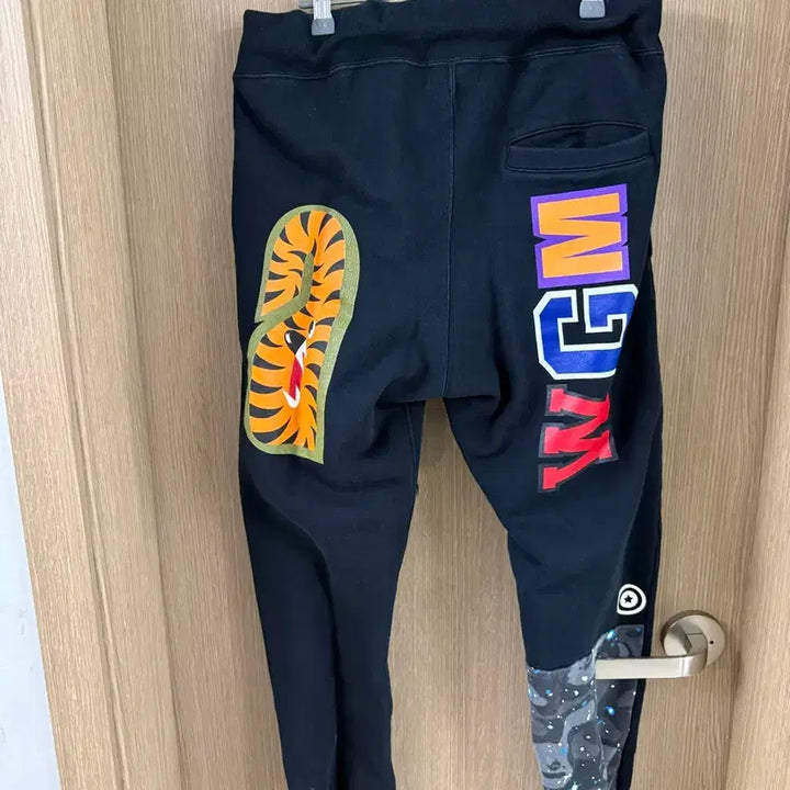 [BUNJANG] BAPE Shark Space Sweatpants / (M)베이프 샤크 스페이스 스웻팬츠 팝니다