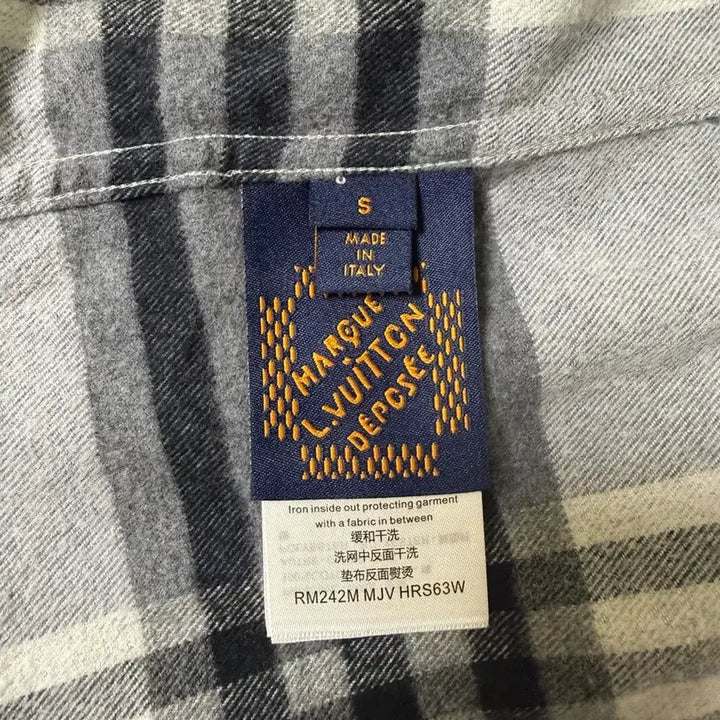 [BUNJANG] Louis Vuitton Marque Logo Check Flannel Shirt - Gray (Size S) / 루이비통 마르크 로고 체크 플란넬 셔츠 그레이 / S