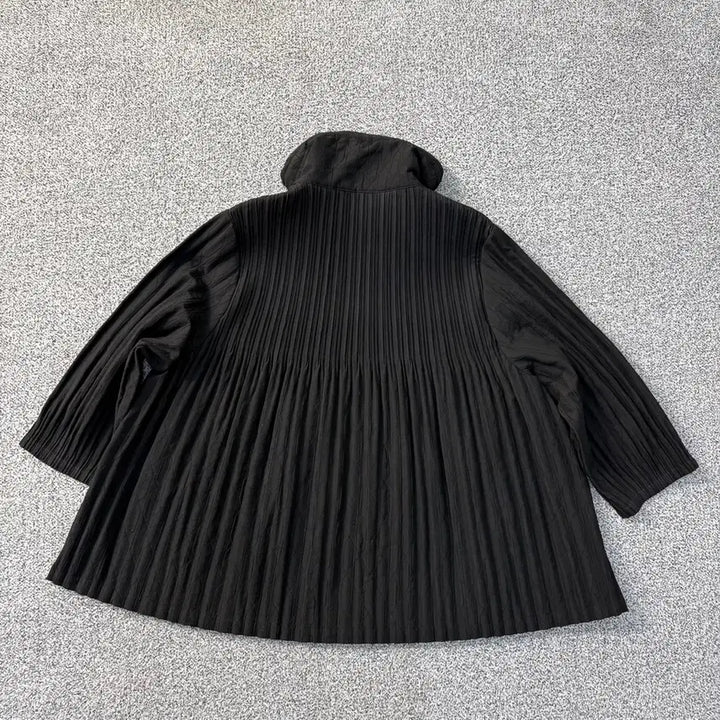 [BUNJANG] F New Pleats Me Pleats Jacket / F 신형 라플리 플리츠미 플리츠 자켓 0421J