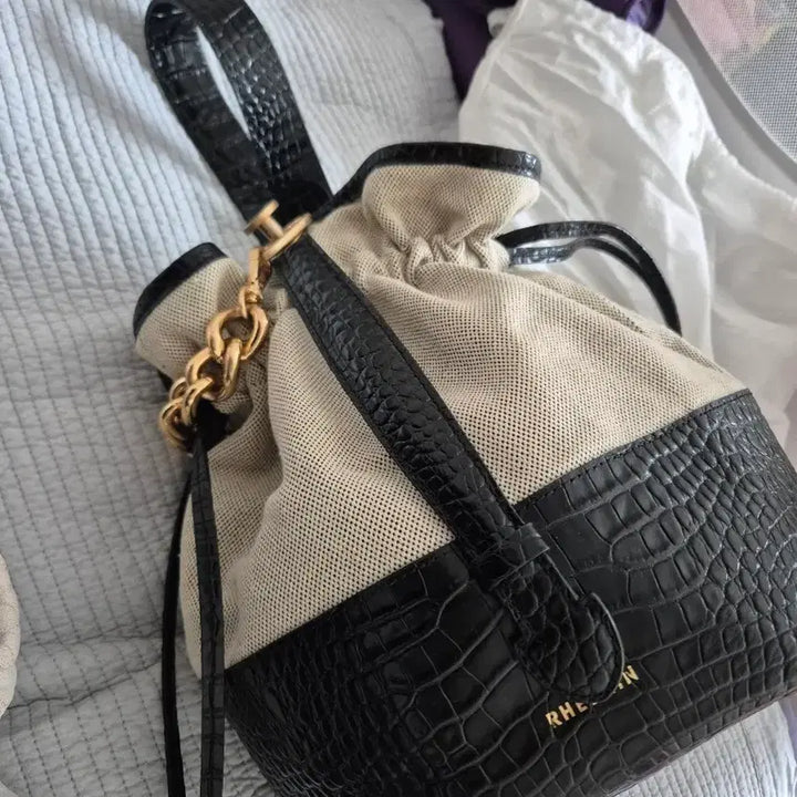 [BUNJANG] LIMIN Canvas Handle Shoulder Bag Ivory / 리민 캔버스 핸들 백