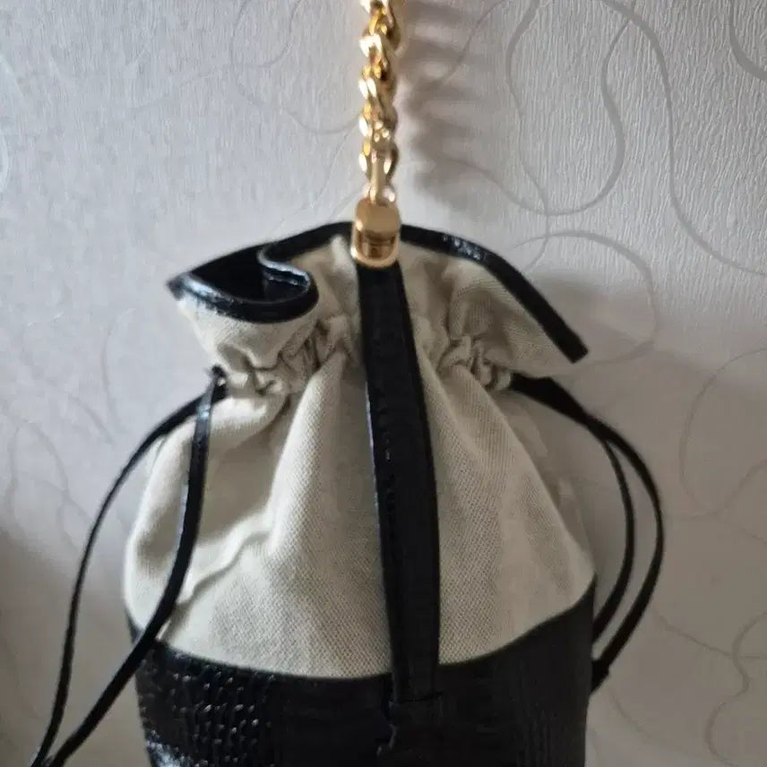 [BUNJANG] LIMIN Canvas Handle Shoulder Bag Ivory / 리민 캔버스 핸들 백
