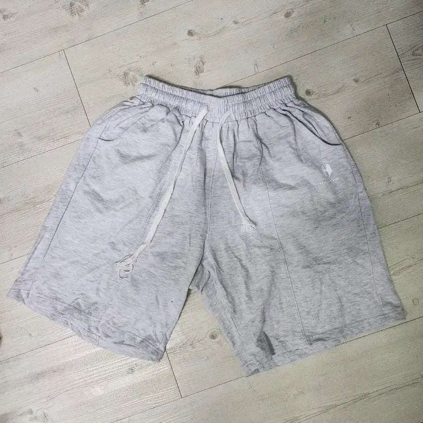[BUNJANG] HUGVONE Grey Training Shorts / HUGVONE 회색 반바지 트레이닝복