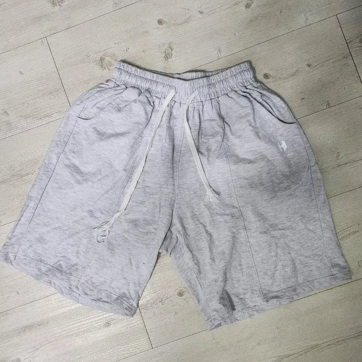 [BUNJANG] HUGVONE Grey Training Shorts / HUGVONE 회색 반바지 트레이닝복