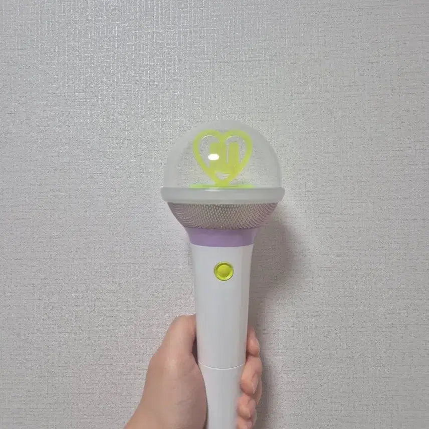 [BUNJANG] IU I-KE 3rd Version Light Stick / 아이유 응원봉 아이크ver3 예판버전