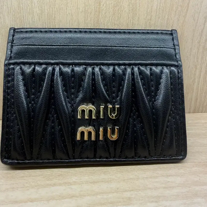 [SOLD OUT] 미우미우카드지갑