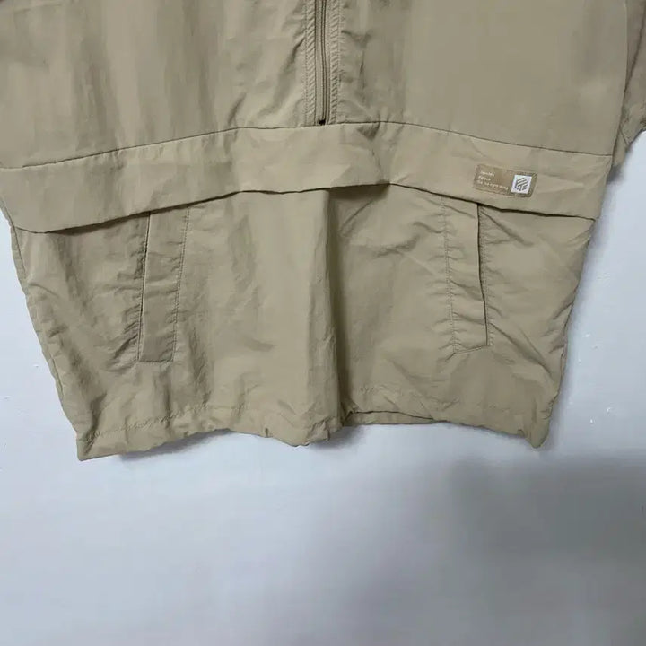 [BUNJANG] Feltics Nylon Loose Fit Short Sleeve Hoodie Anorak / 66 Feltics 펠틱스 나일론 루즈핏 반팔 후드 아노락 정품