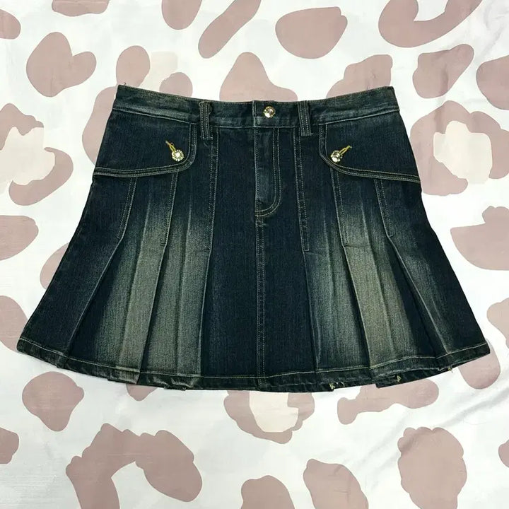 [BUNJANG] Lovely Pinsker Giallo Pleats Mini Skirt / 와투케 러블리 핀터깔 갸루 플리츠 중청 스커트