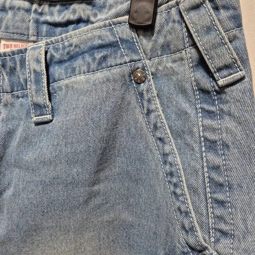 [BUNJANG] True Religion Washed Light Wash Denim Pants / (타임세일)(새상품)트루릴리젼 워싱 연청 데님 팬츠