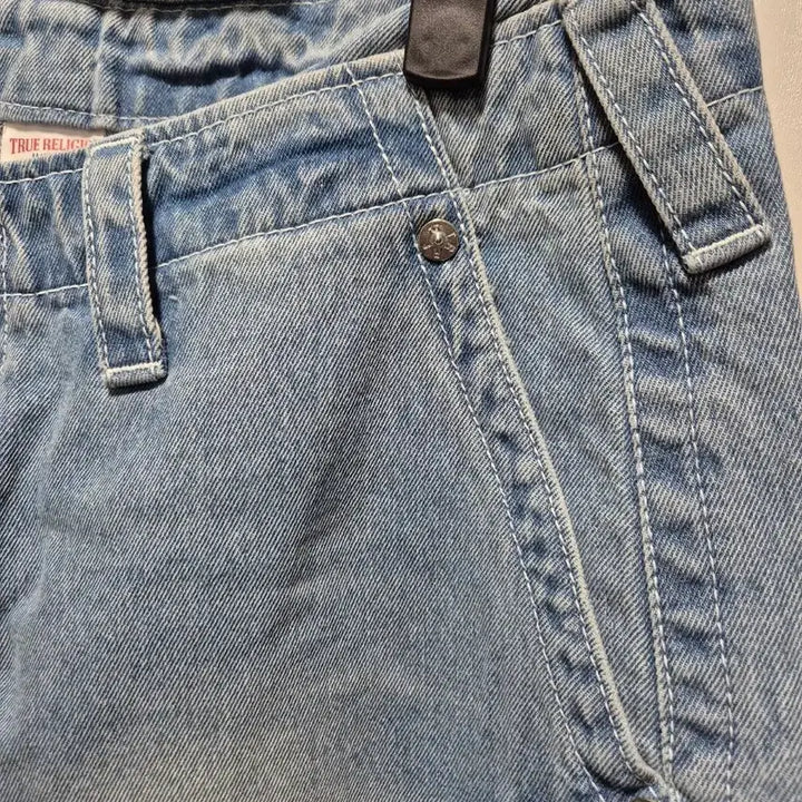 [BUNJANG] True Religion Washed Light Wash Denim Pants / (타임세일)(새상품)트루릴리젼 워싱 연청 데님 팬츠