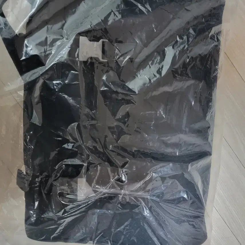 [SOLD OUT] 폴로 가방(크로스백) 새제품 [레더트림 트래블 메신저백] 팝니다