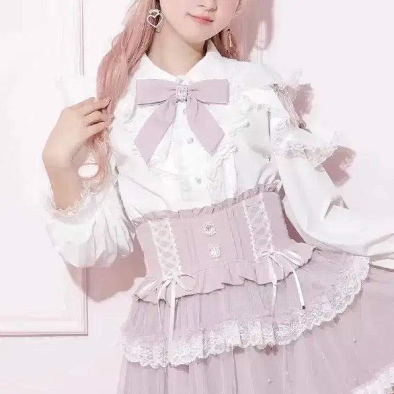 [SOLD OUT] 노에미 레이스 어깨트임 리본 블라우스리즈리사시크릿허니로지타피움양산형지뢰계