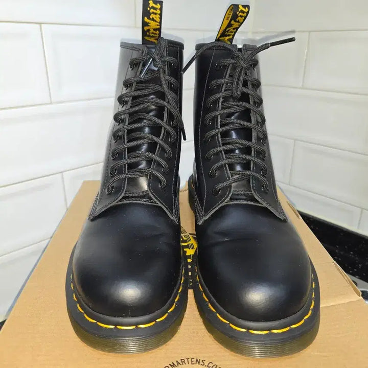[SOLD OUT] 닥터마틴 1460 스무스270mm판매합니다.