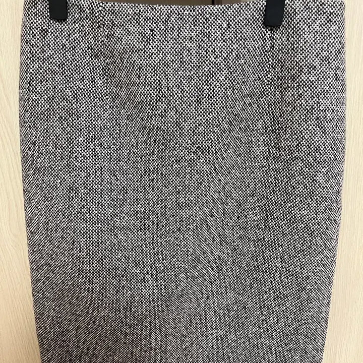 [SOLD OUT] 식스앤어하프 울 미디 스커트 S 사이즈 새상품