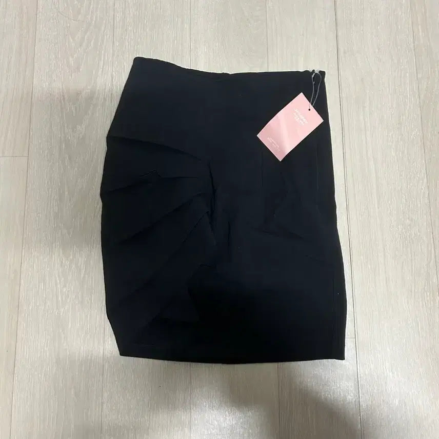 [BUNJANG] Avery Pyongyang Unni Tulip Skirt Black S / 에이블리 평양언니 튤립스커트 블랙s