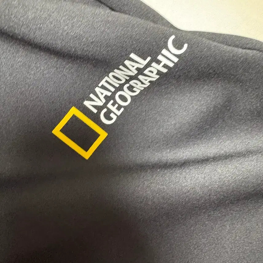 [BUNJANG] National Geographic Black Training Pants (Size L) / 내셔널지오그래픽 블랙 트레이닝 바지