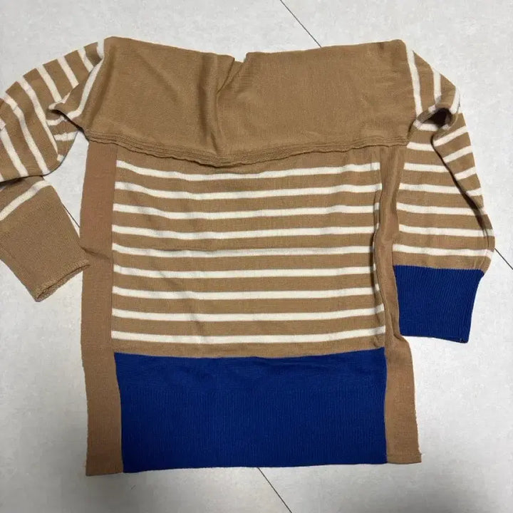 [BUNJANG] Unknown Brand Striped Knit Shawl / 어부바니트