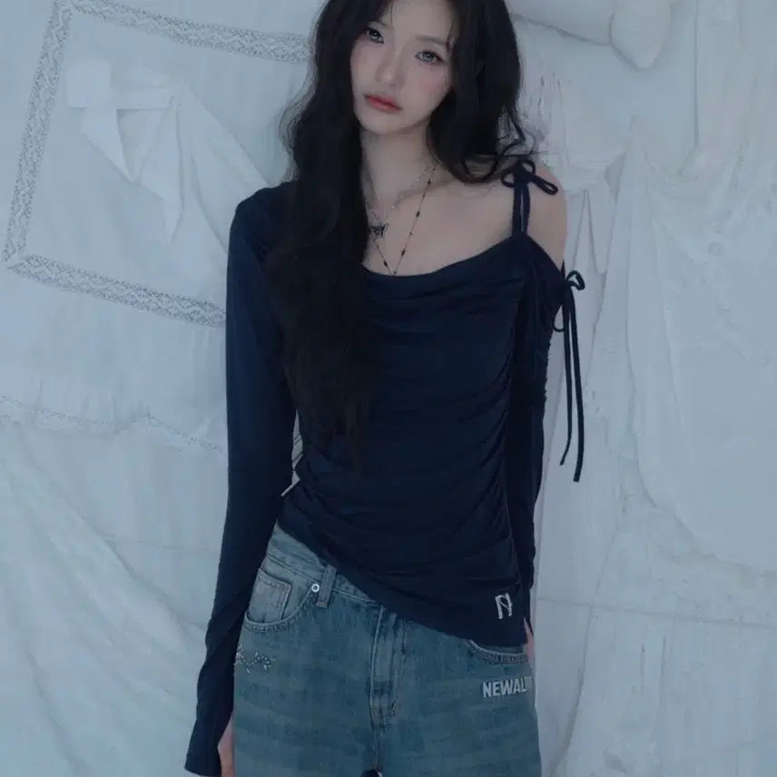[BUNJANG] Newearlin Cats Draping Long Sleeve Navy / 뉴얼린 캣츠드레이핑 네이비(새상품)