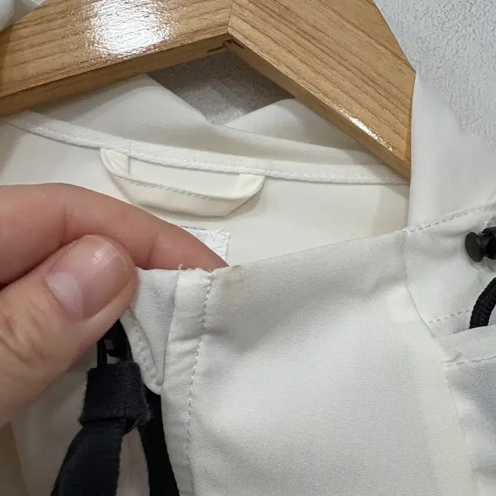[BUNJANG] CP Company White Hooded Protek Jacket / CP컴퍼니 화이트 후드 프로텍 자켓