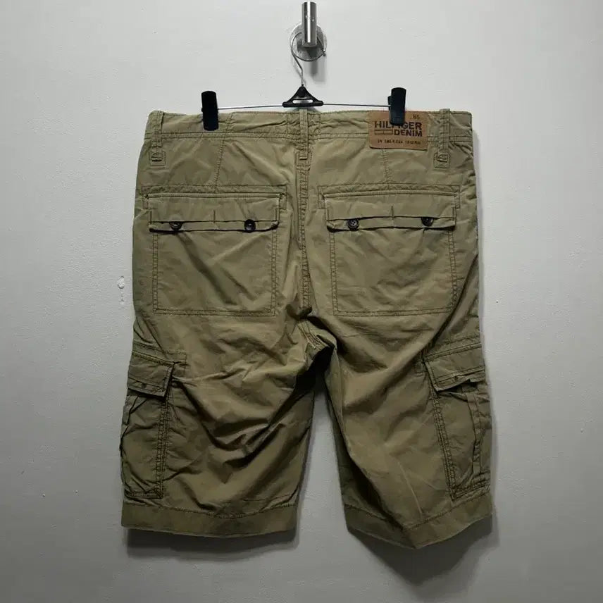 [BUNJANG] Tommy Hilfiger Khaki Cargo Shorts (Size 32) / 타미힐피거 카키색 카고 반바지 32사이즈