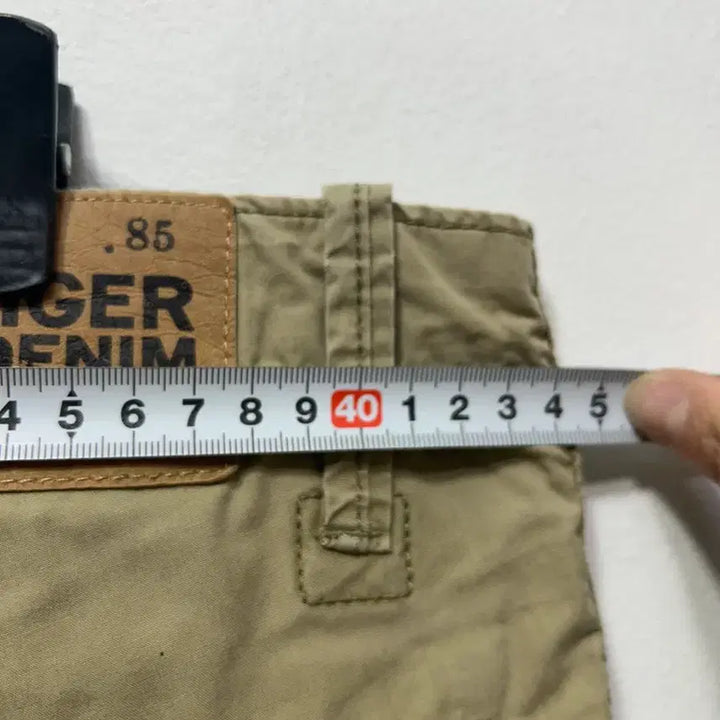 [BUNJANG] Tommy Hilfiger Khaki Cargo Shorts (Size 32) / 타미힐피거 카키색 카고 반바지 32사이즈