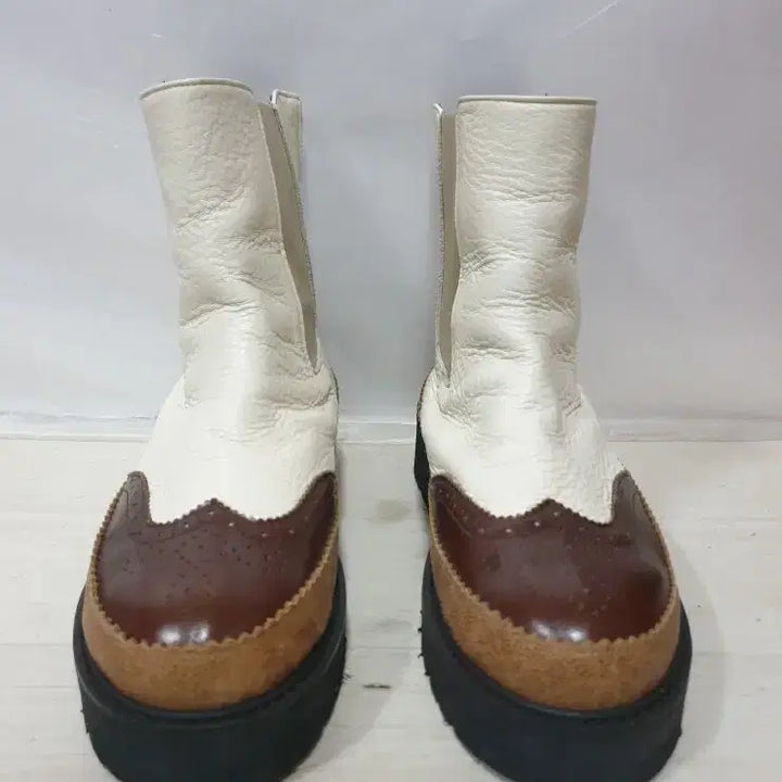 [BUNJANG] Acrobat 3-Color Wingtip Chelsea Boots / 아크로밧 (Acrobat 정품)디자이너 슈즈  3색배색 윙팁 첼시부츠