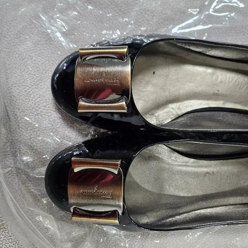 [BUNJANG] Salvatore Ferragamo Women&