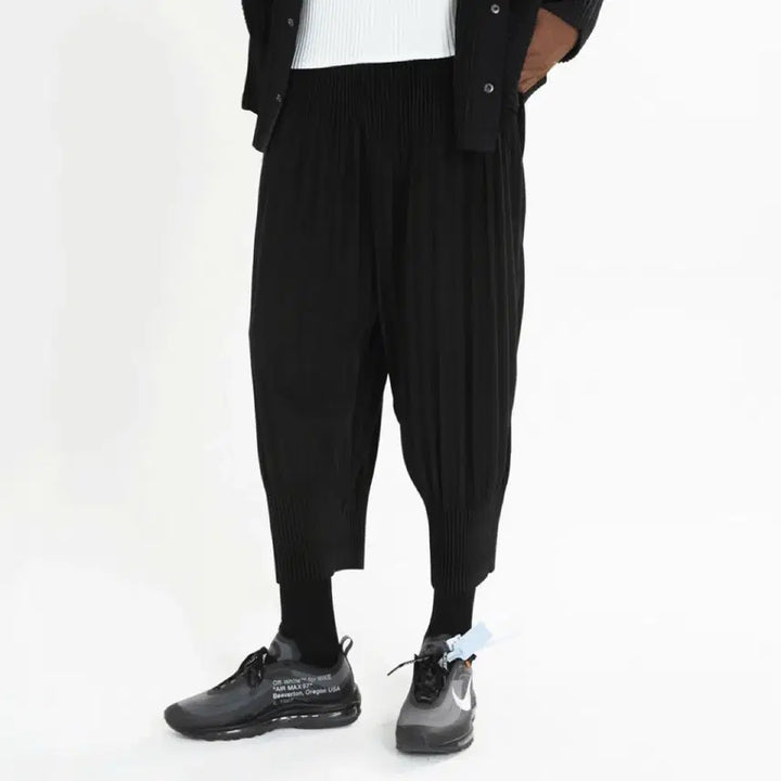 [SOLD OUT] (새상품)몽플리쎄 플리츠 9부 배기핏 팬츠