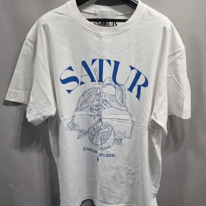[BUNJANG] SATUR Daily Short-Sleeve T-Shirt White Size 100 / SATUR 데일리 반팔 티셔츠 화이트 100