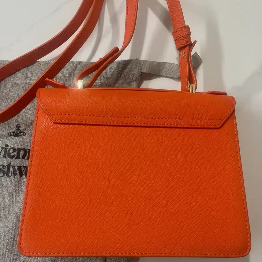 [BUNJANG] Vivienne Westwood Mini Crossbody Bag / 비비안웨스트우드 오렌지 미니 크로스백