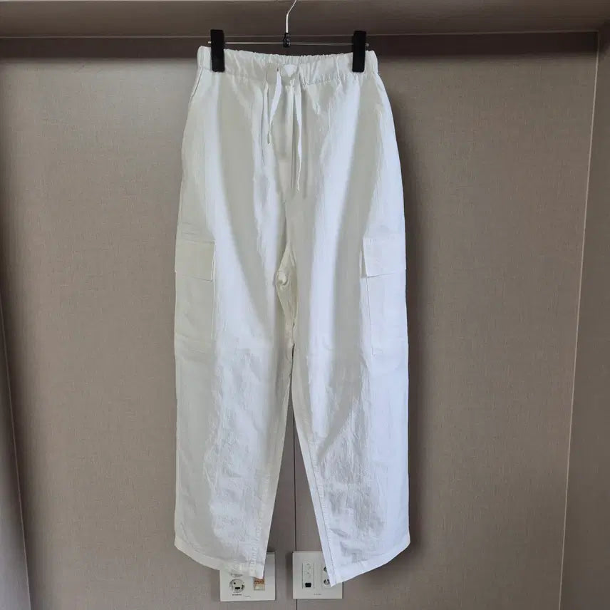 [BUNJANG] PLATE White Cargo Pants / 프리)PLATE 플레이트 화이트 카고 바스락 밴딩 팬츠