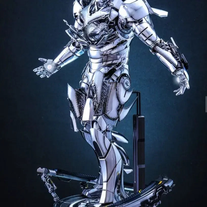 [BUNJANG] Hot Toys Iron Man 2.0 Action Figure / 핫토이 아이언맨 마크2 2.0 미개봉