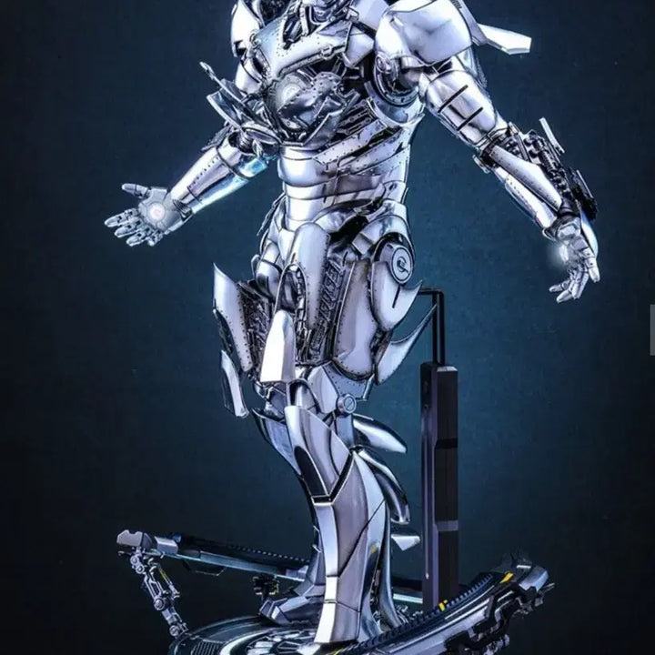 [BUNJANG] Hot Toys Iron Man 2.0 Action Figure / 핫토이 아이언맨 마크2 2.0 미개봉
