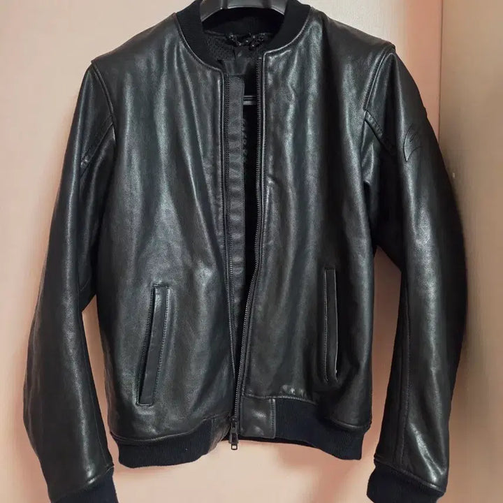 [SOLD OUT] ENGINEHAWK 블랙 양가죽 봄버 자켓