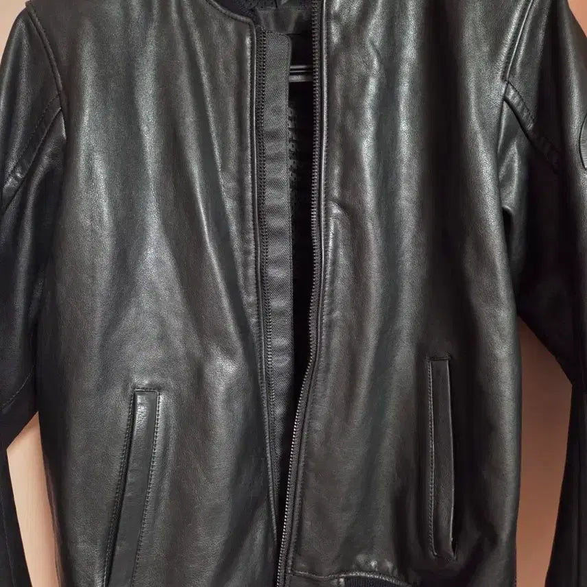 [SOLD OUT] ENGINEHAWK 블랙 양가죽 봄버 자켓