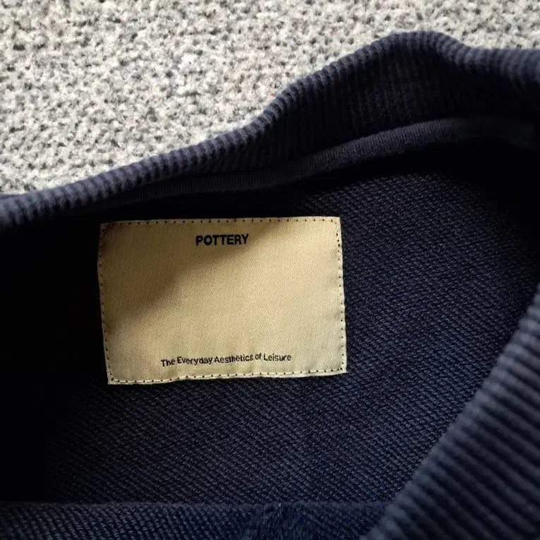 [BUNJANG] Pottery Sweatshirt / 포터리 맨투맨
