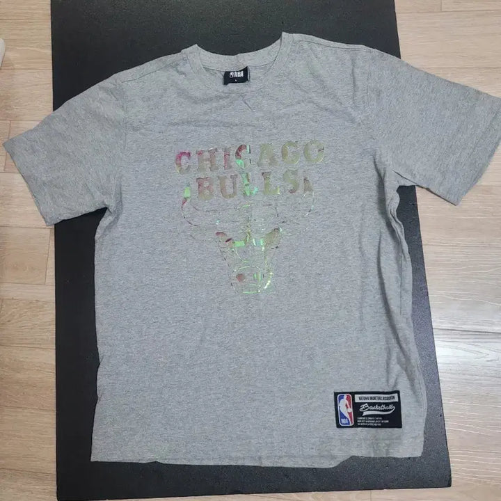 [BUNJANG] NBA Chicago Bulls T-Shirt Gray / NBA 시카고 불스 반팔 티셔츠 회색