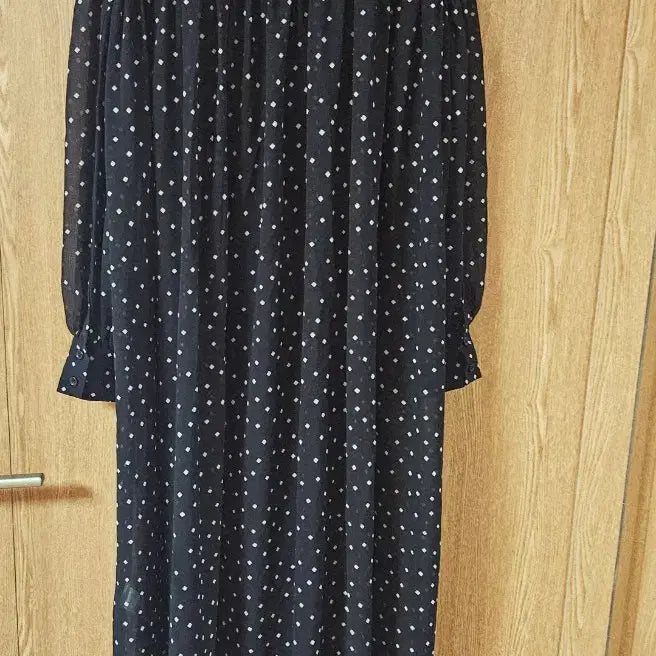 [BUNJANG] DKNY Long Dress / DKNY 디케이엔와이 롱 원피스 블랙