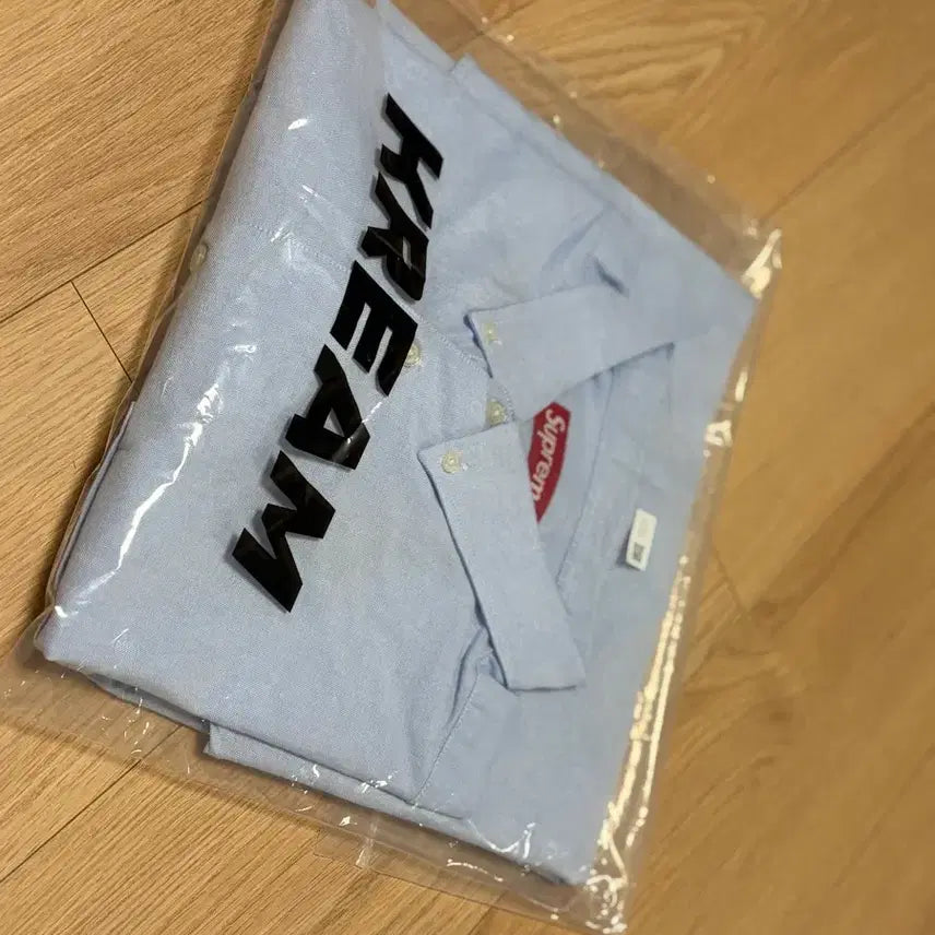 [BUNJANG] Supreme Oxford Short Sleeve Shirt Light Blue 25SS / 슈프림 루즈핏 옥스포드 숏슬리브 셔츠 라이트 블루 25SS
