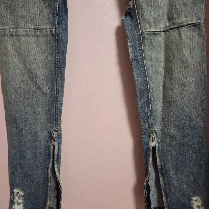 [SOLD OUT] 피어오브갓 디스트로이드 데님 청바지