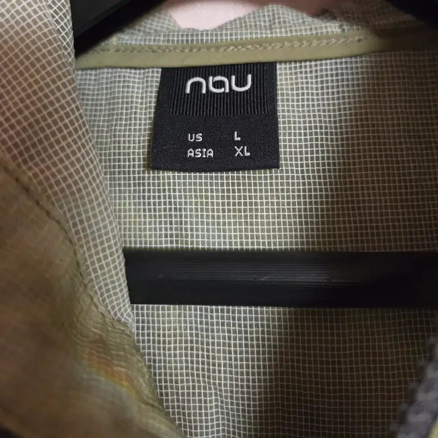 [SOLD OUT] nou 후드 바람막이 자켓