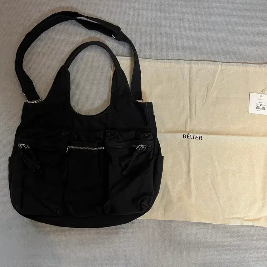 [SOLD OUT] 무료배송 - 벨리에 프로치다 오피서 프로치다백 블랙