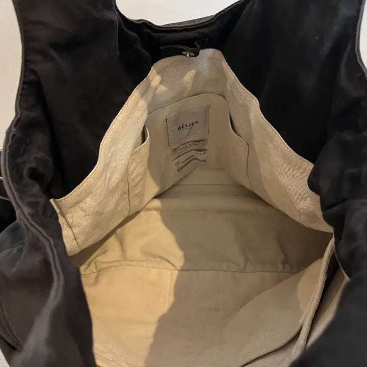 [SOLD OUT] 무료배송 - 벨리에 프로치다 오피서 프로치다백 블랙