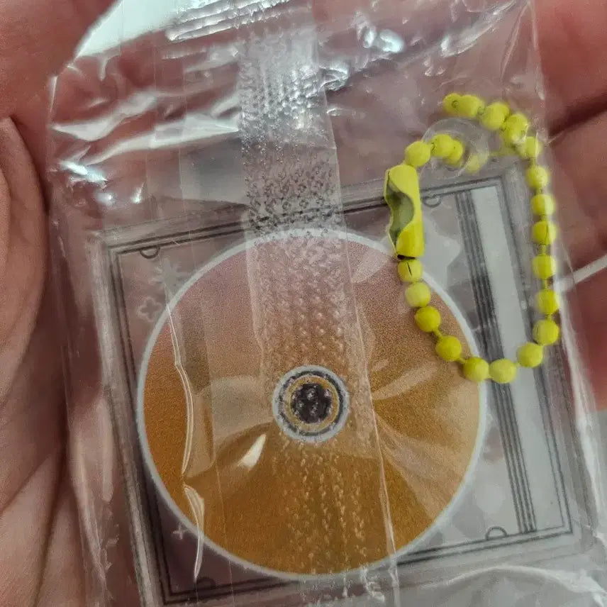 [SOLD OUT] 스코시즘 니노 선데이 아크릴 cd 키링