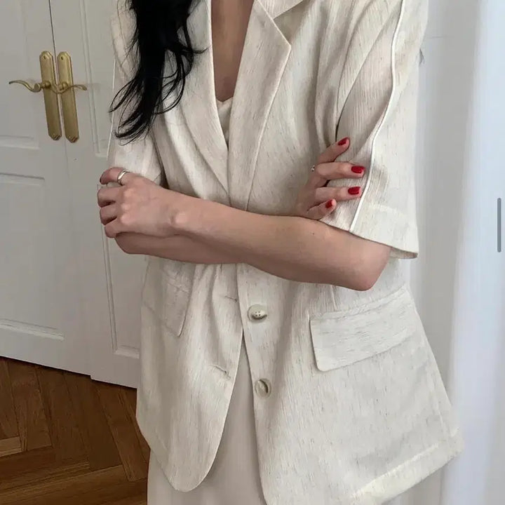 [BUNJANG] Short Sleeve Semi Oversized Line Jacket / 반팔 세미오버핏 라인 자켓