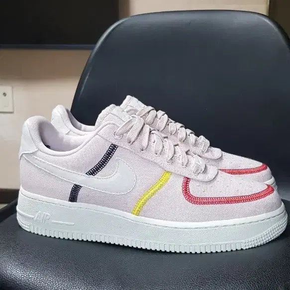 [BUNJANG] Nike Air Force 1 Pink Stitch Point Sneakers (245) / 나이키 에어포스1 핑크 스티치 포인트 운동화 245