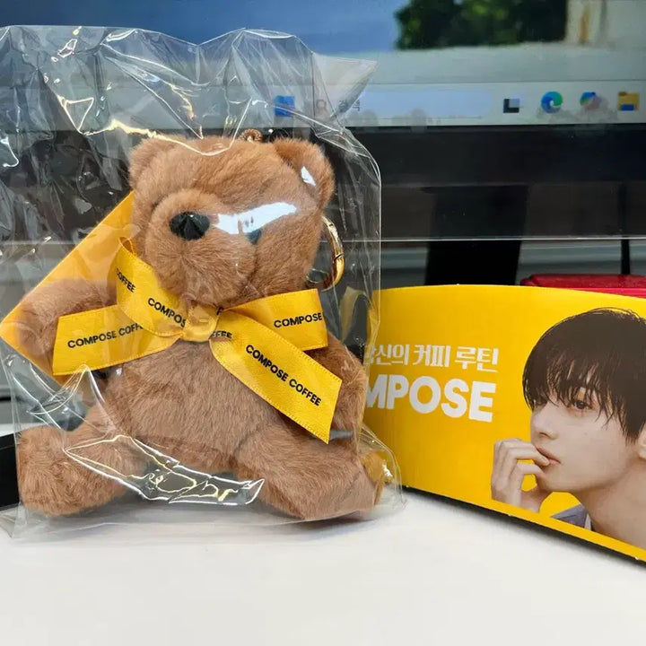 [BUNJANG] Compose Coffee Ribbon Bear Keyring / 컴포즈커피 곰인형 키링 리본 베어 키링 한모곰키링